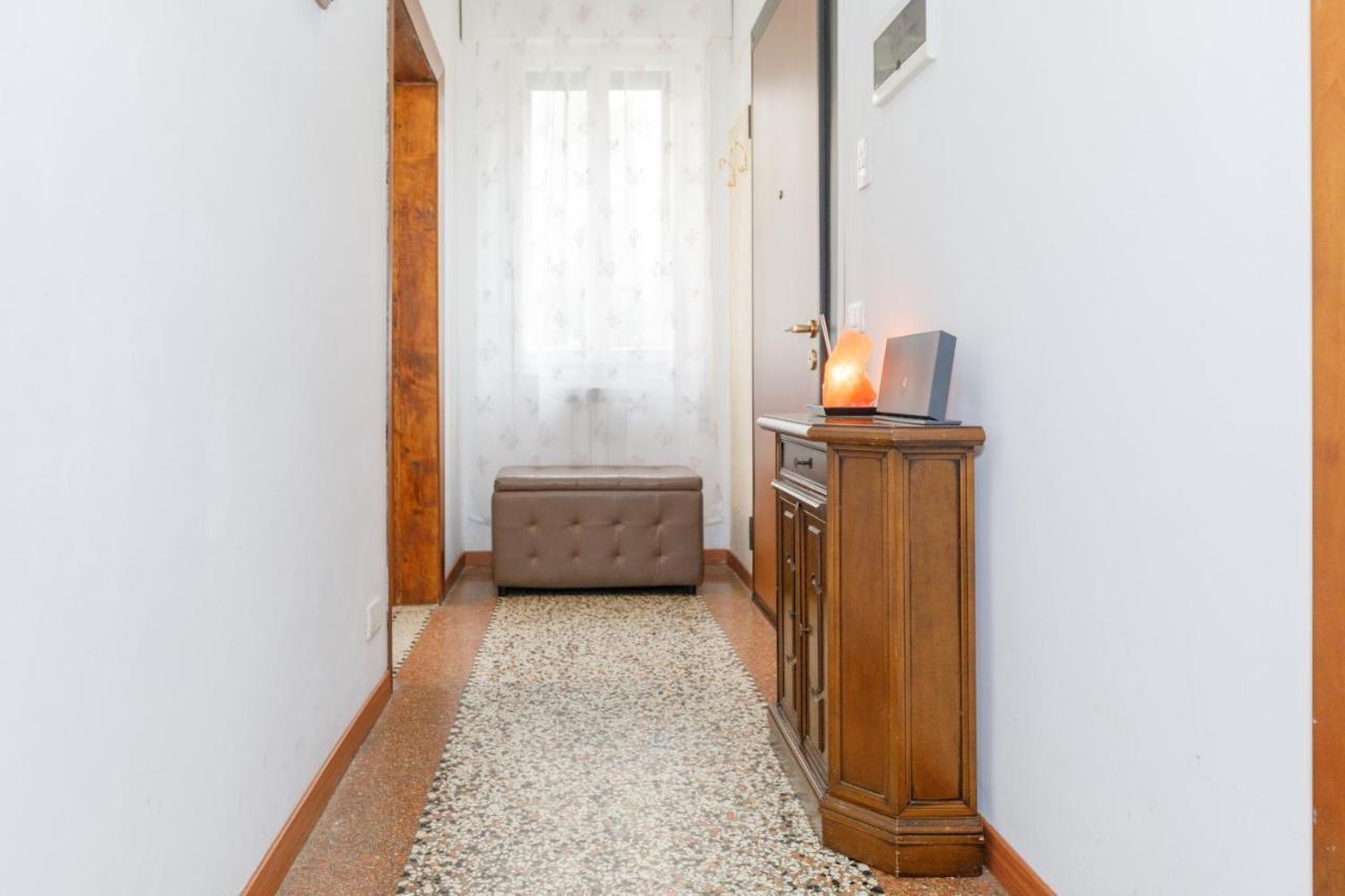 Gozzi House - Comoda Casa - Free Parking - Easy To Venice! Mestre Exterior photo